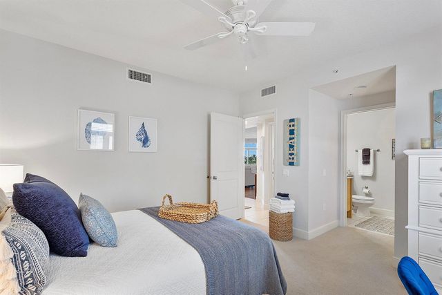 309 E Ocean Avenue 205, Lantana, FL 33462