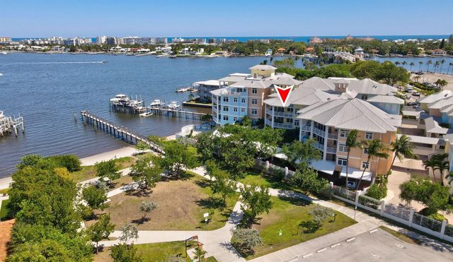 309 E Ocean Avenue 205, Lantana, FL 33462