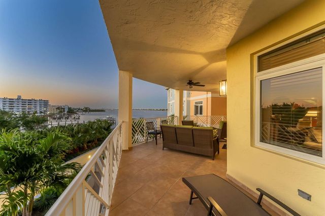 309 E Ocean Avenue 205, Lantana, FL 33462