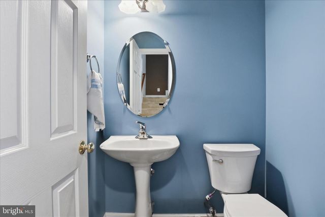 9285 LAUREL RIDGE CROSSING RD, Lorton, VA 22079