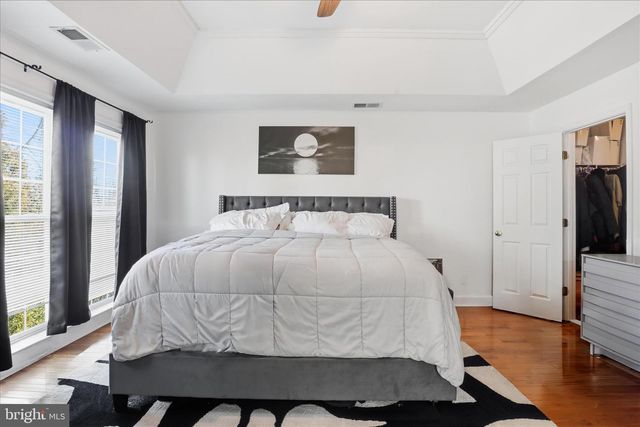 9285 LAUREL RIDGE CROSSING RD, Lorton, VA 22079