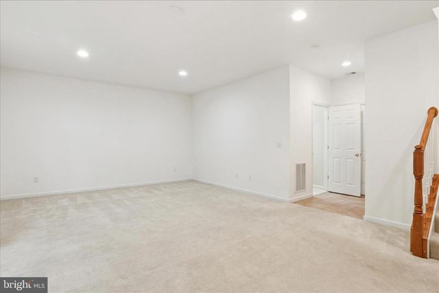 9285 LAUREL RIDGE CROSSING RD, Lorton, VA 22079