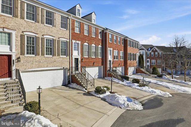 9285 LAUREL RIDGE CROSSING RD, Lorton, VA 22079