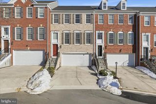 9285 LAUREL RIDGE CROSSING RD, Lorton, VA 22079