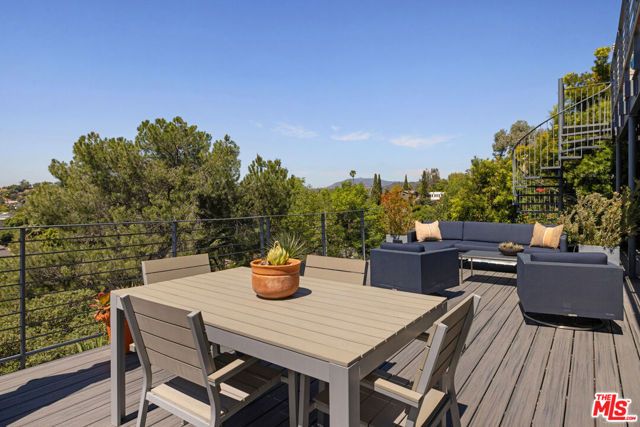 523 Marie Avenue, Los Angeles, CA 90042