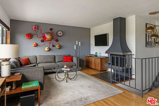 523 Marie Avenue, Los Angeles, CA 90042