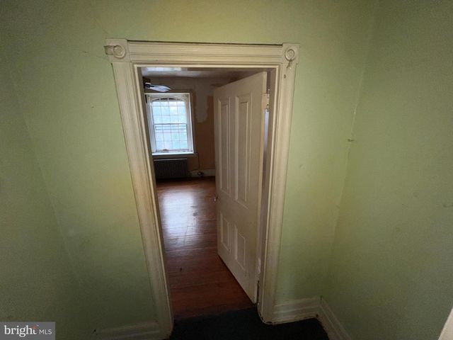 5927 WAYNE AVE, Philadelphia, PA 19144