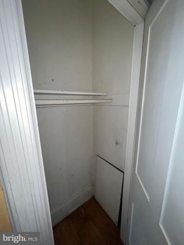 5927 WAYNE AVE, Philadelphia, PA 19144