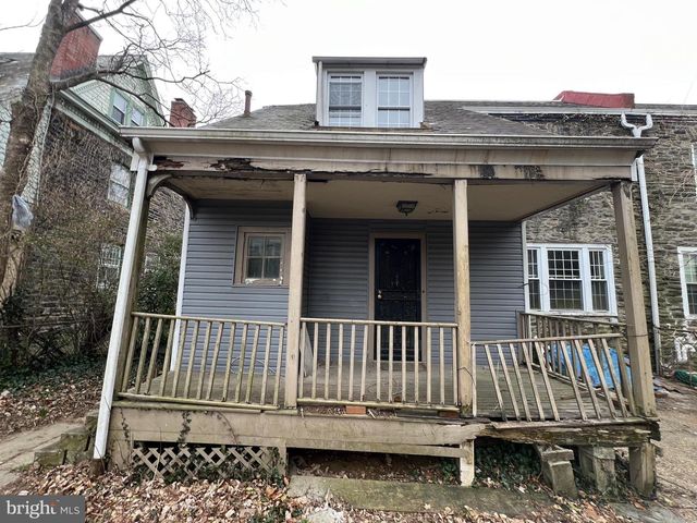 5927 WAYNE AVE, Philadelphia, PA 19144