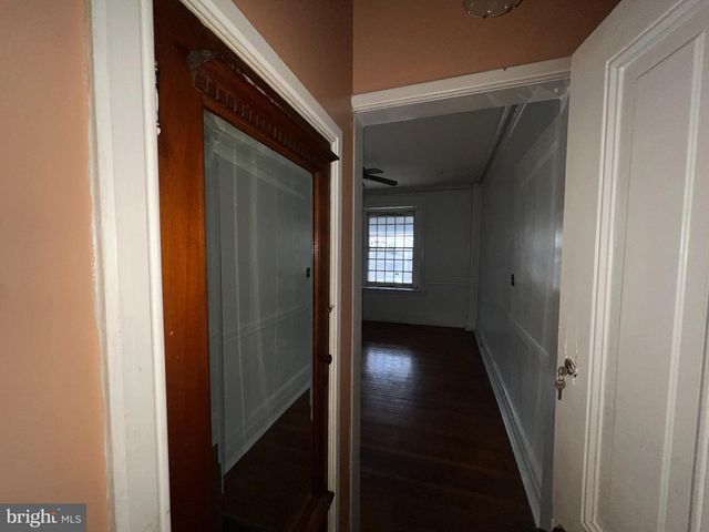 5927 WAYNE AVE, Philadelphia, PA 19144