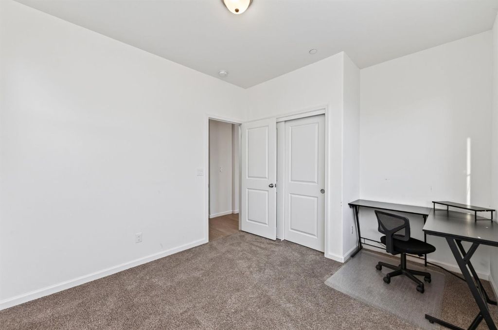 Image 14 of property listing at 4145 Dennis Avenue, Clovis, CA 93619