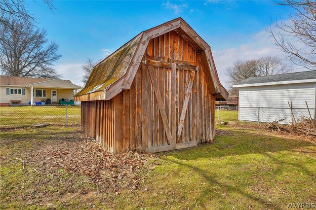 4 Glenwood Drive, Arcade, NY 14009