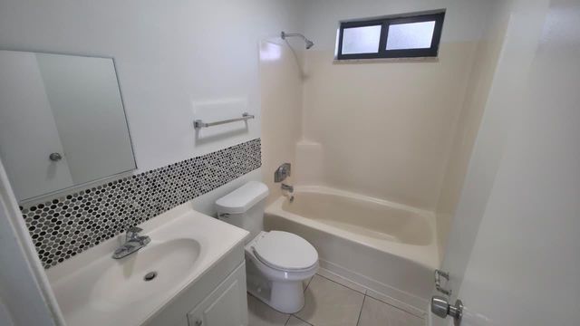 6024 SW 26th Street 115, Miramar, FL 33023