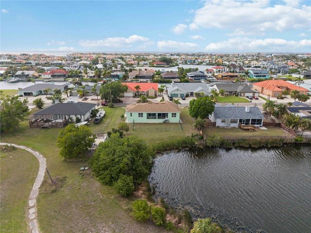 834 BIRDIE WAY, Apollo Beach, FL 33572