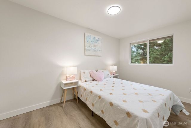 13033 SE 206th Place, Kent, WA 98031