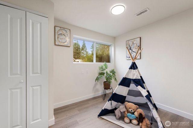 13033 SE 206th Place, Kent, WA 98031