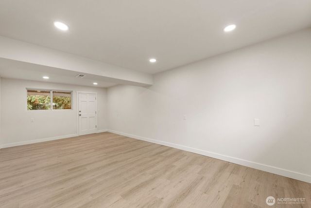 13033 SE 206th Place, Kent, WA 98031