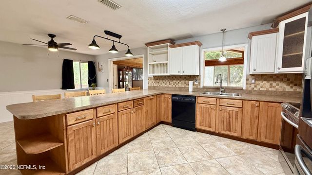 112 WESLEY Road, Green Cove Springs, FL 32043