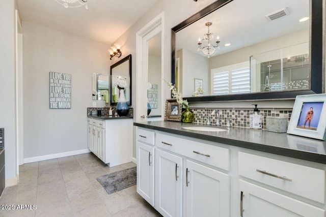 1952 W Yellowstone Way, Chandler, AZ 85248