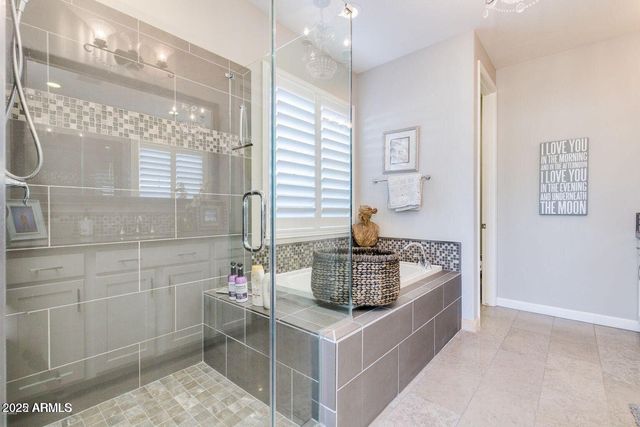 1952 W Yellowstone Way, Chandler, AZ 85248