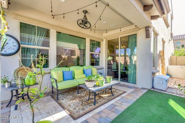 1952 W Yellowstone Way, Chandler, AZ 85248