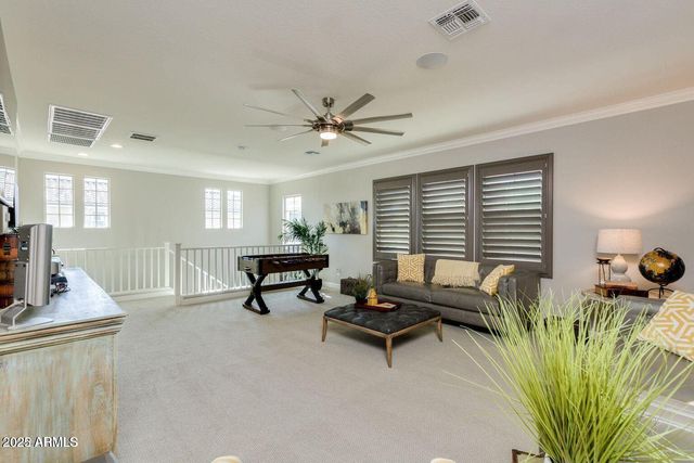 1952 W Yellowstone Way, Chandler, AZ 85248