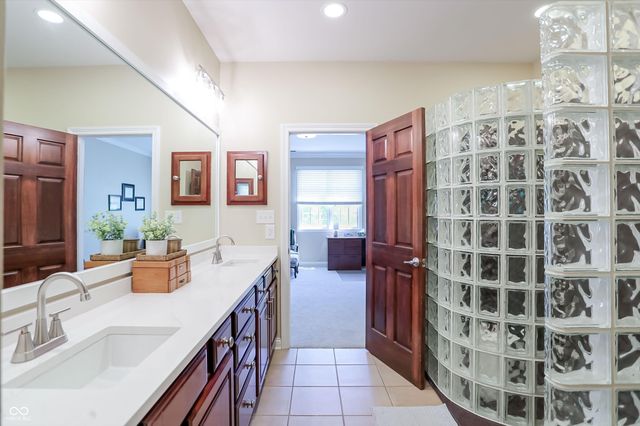 642 N Senate Avenue, Indianapolis, IN 46202
