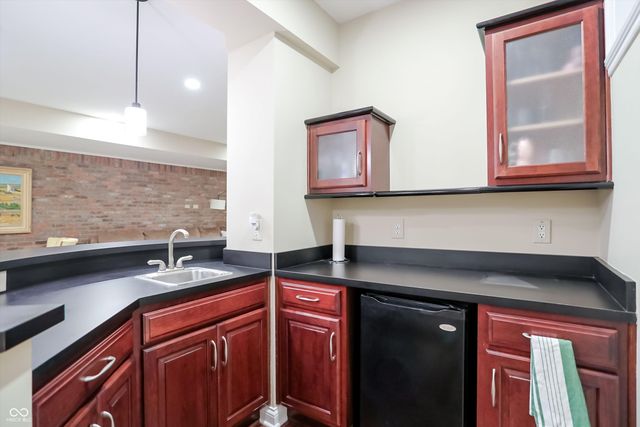 642 N Senate Avenue, Indianapolis, IN 46202