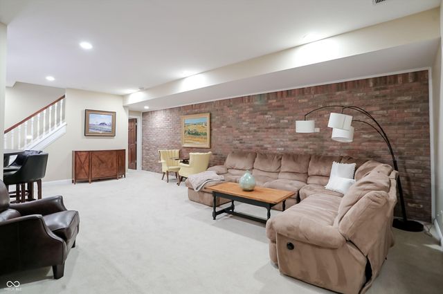 642 N Senate Avenue, Indianapolis, IN 46202