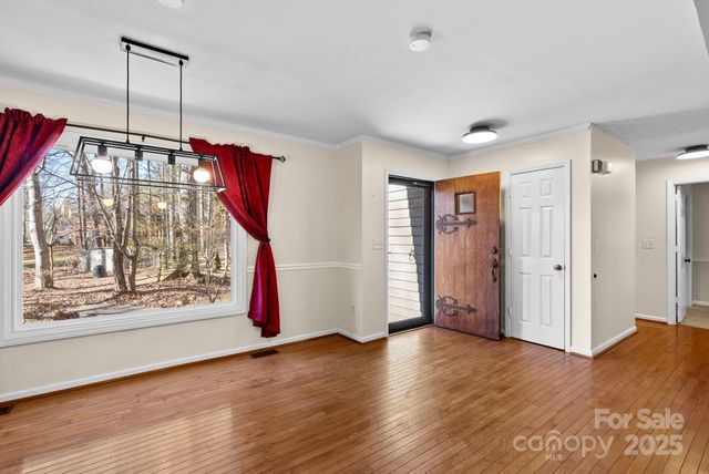 23 Ballantree Drive, Asheville, NC 28803