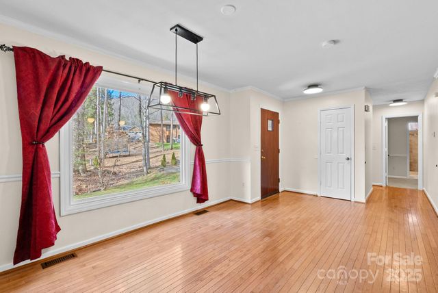 23 Ballantree Drive, Asheville, NC 28803