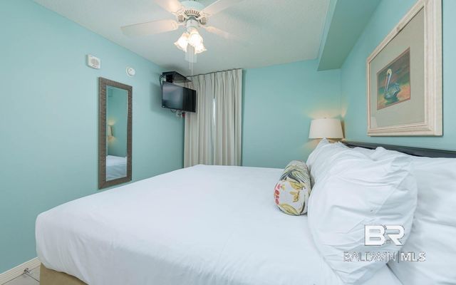 201 E Beach Boulevard 802, Gulf Shores, AL 36542