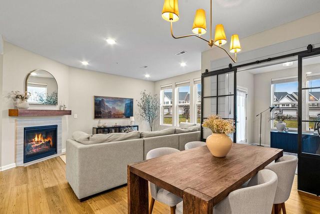 9652 4th Street Lane N, Lake Elmo, MN 55042