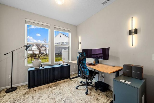 9652 4th Street Lane N, Lake Elmo, MN 55042