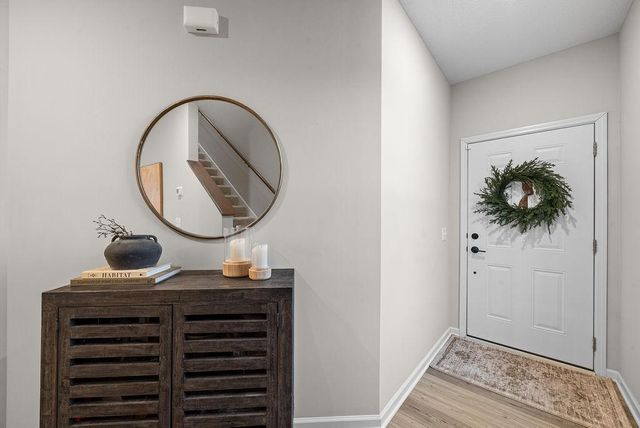 9652 4th Street Lane N, Lake Elmo, MN 55042