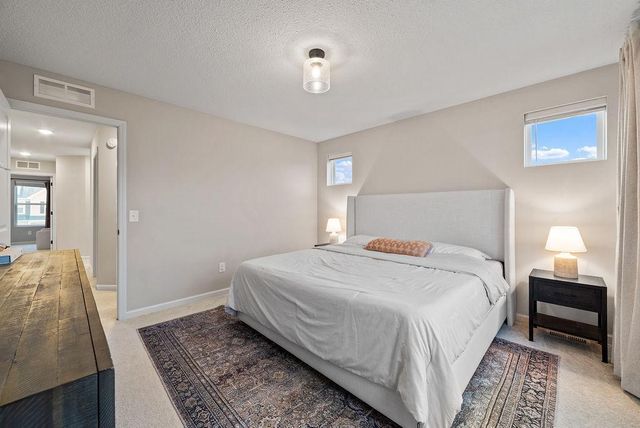 9652 4th Street Lane N, Lake Elmo, MN 55042