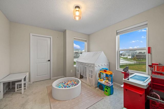 9652 4th Street Lane N, Lake Elmo, MN 55042