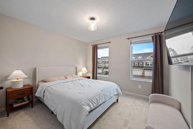 9652 4th Street Lane N, Lake Elmo, MN 55042