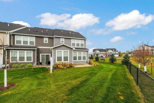 9652 4th Street Lane N, Lake Elmo, MN 55042