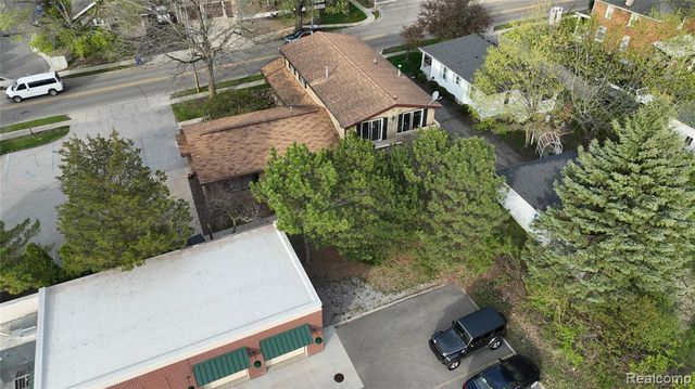 11522 Davis Street, Grand Blanc, MI 48439