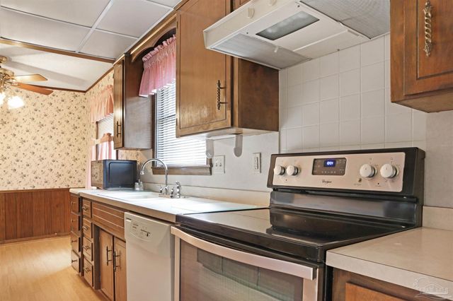 3620 Buford Dr, Pensacola, FL 32504