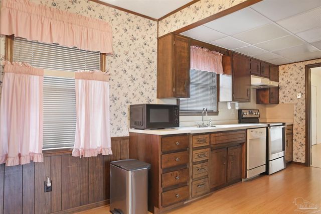 3620 Buford Dr, Pensacola, FL 32504