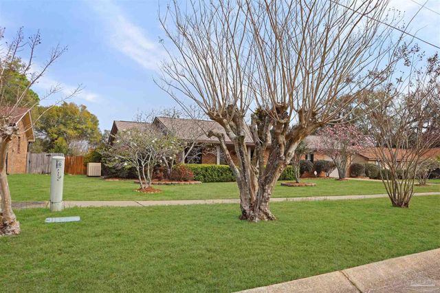3620 Buford Dr, Pensacola, FL 32504