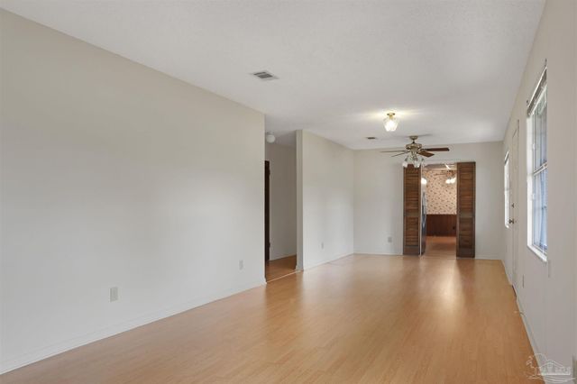 3620 Buford Dr, Pensacola, FL 32504