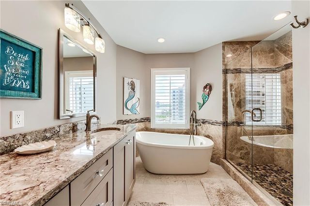 4183 Bay Beach LN 375, Fort Myers Beach, FL 33931