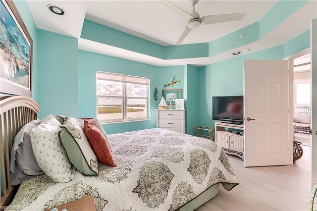 4183 Bay Beach LN 375, Fort Myers Beach, FL 33931