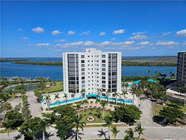 4183 Bay Beach LN 375, Fort Myers Beach, FL 33931