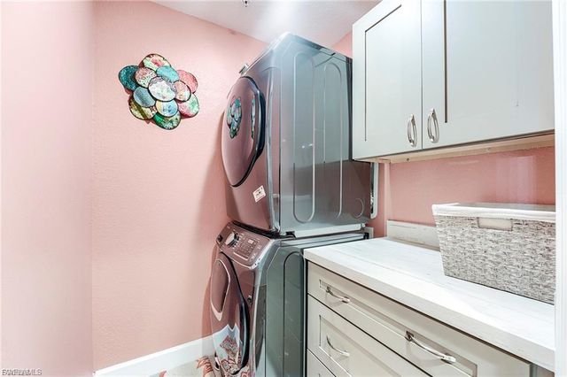 4183 Bay Beach LN 375, Fort Myers Beach, FL 33931