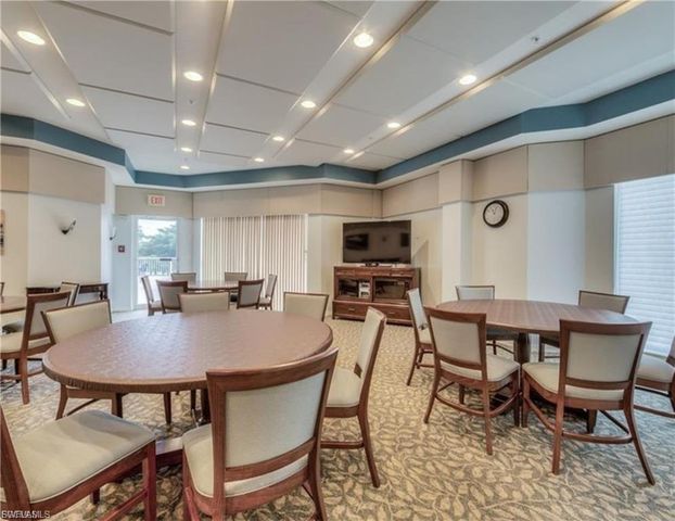 4183 Bay Beach LN 375, Fort Myers Beach, FL 33931