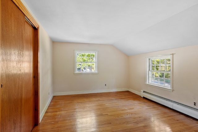 60 Lantern Ln, Stow, MA 01775